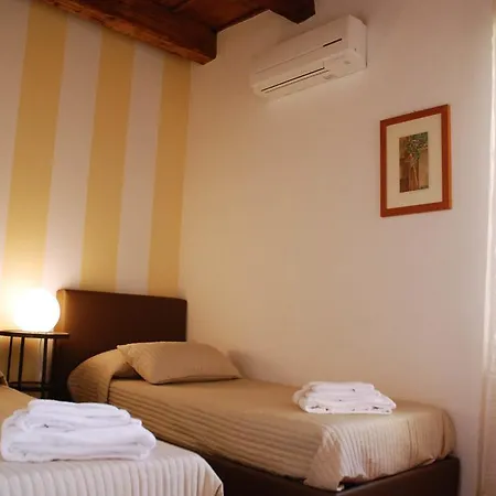 Stella Luxury * Verona